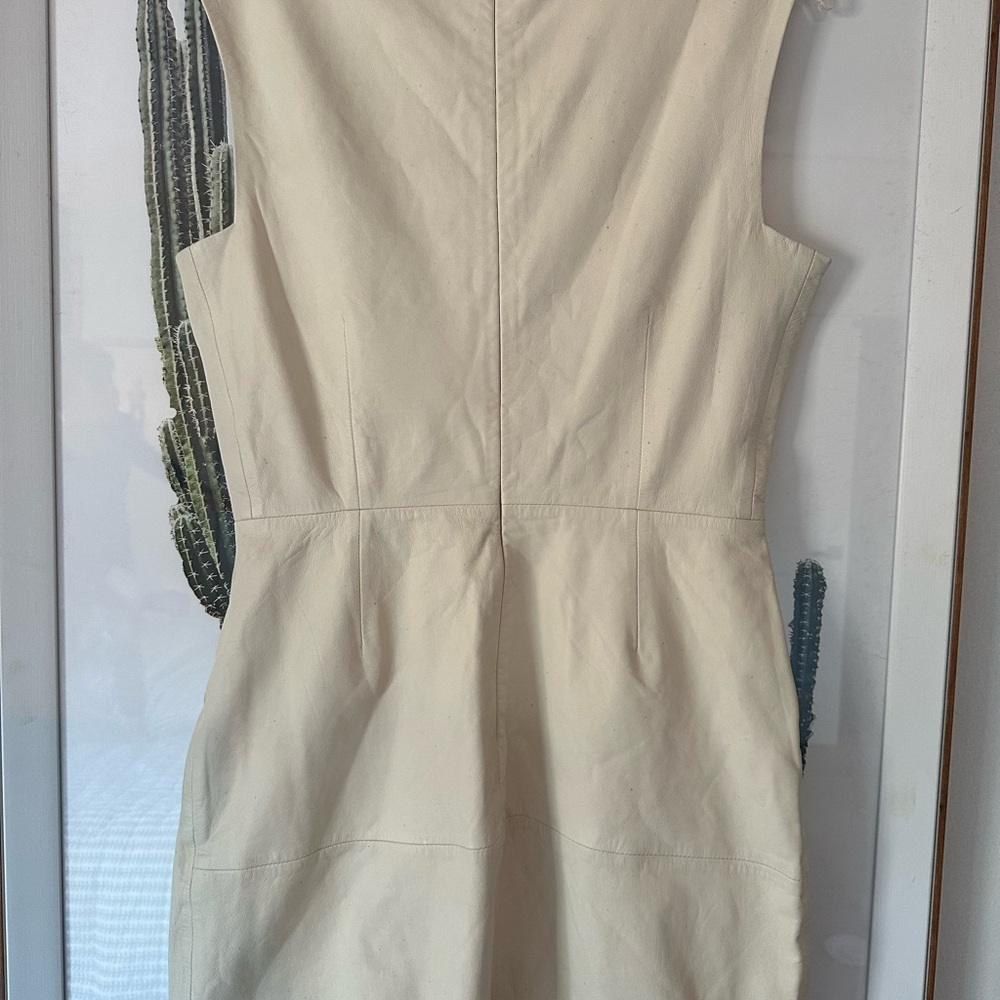 Trina Turk Cream Leather Sleeveless Dress with Black Trim - Picture 10 of 16